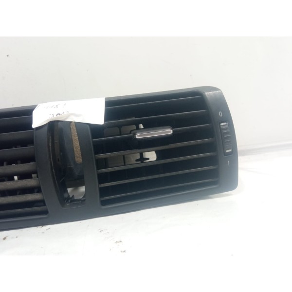 Difusor De Ar Central Bmw 118i 2012