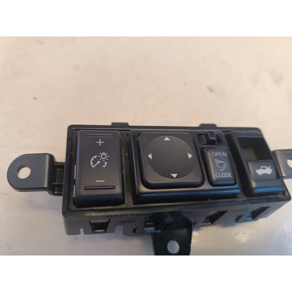 Botão Interruptor Retrovisor Elétrico Sentra 2013 A 2020