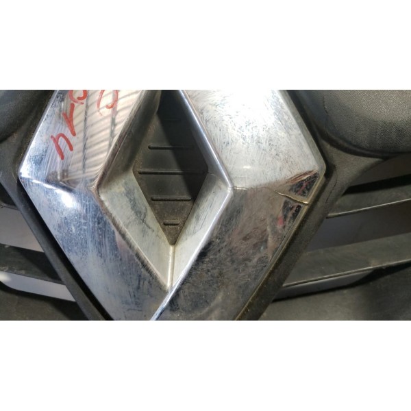 Grade Frontal Renault Clio 2014 ( Detalhe )