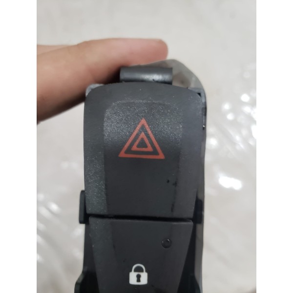 Comando Botão Do Alerta Renault Sandero Rs 2.0 2019 2020