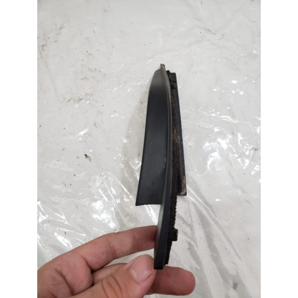 Acabamento Interno Retrovisor Direito Nissan Versa 2018/2019