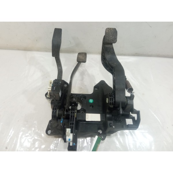 Pedal Gm Onix 2015